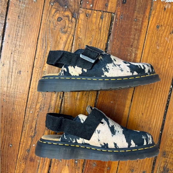 Dr. Martens animal print black and cream slingback mules - Picture 5 of 6